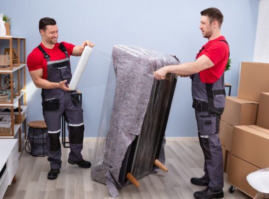 Moving Services for Seniors – 2 Pro Movers
